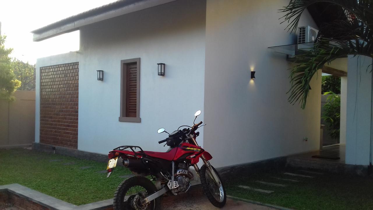 Villa A50 เนกอมโบ ภายนอก รูปภาพ